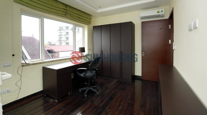 High-floor apartment three bedrooms Quang An, Westlake Hanoi