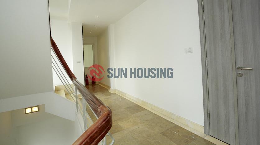 High-floor apartment three bedrooms Quang An, Westlake Hanoi