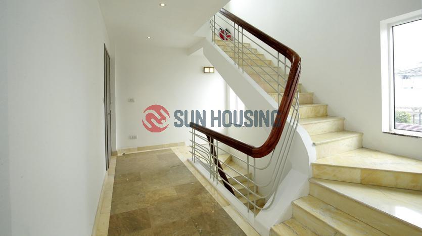 High-floor apartment three bedrooms Quang An, Westlake Hanoi