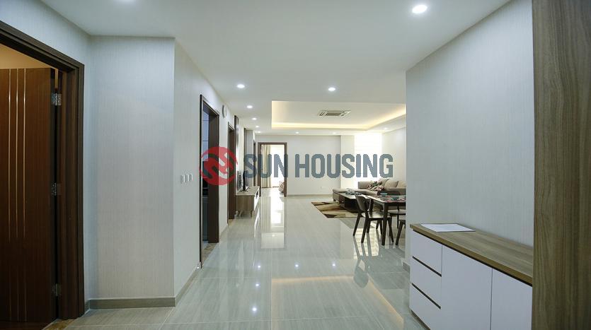 3 bedroom apartment for rent in Ciputra, nice furniture