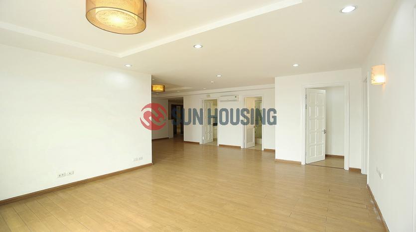 Un-furnished 4 bedroom apartment in E5 Ciputra Hanoi