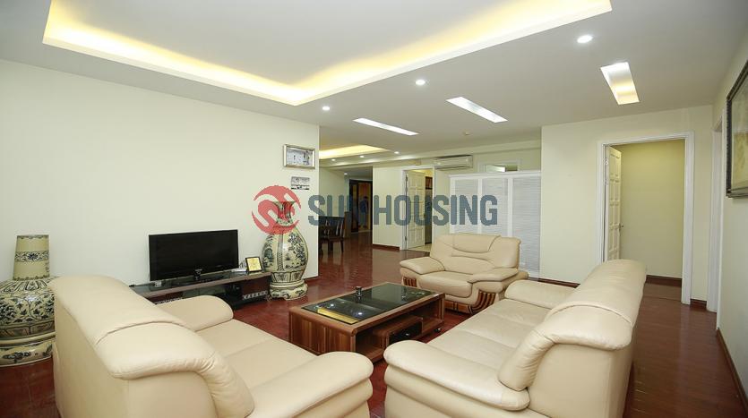 Apartment Ciputra High floor with large living area of 153 sqm