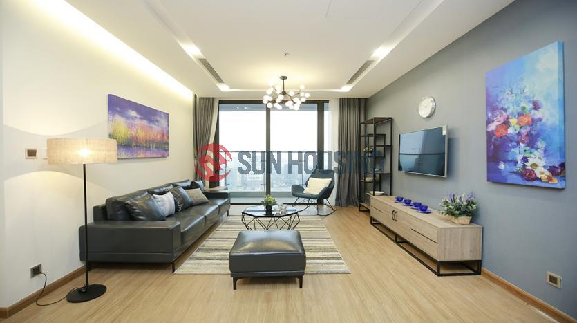 Spectacular Metropolis 4 bedroom apartment, ready to move