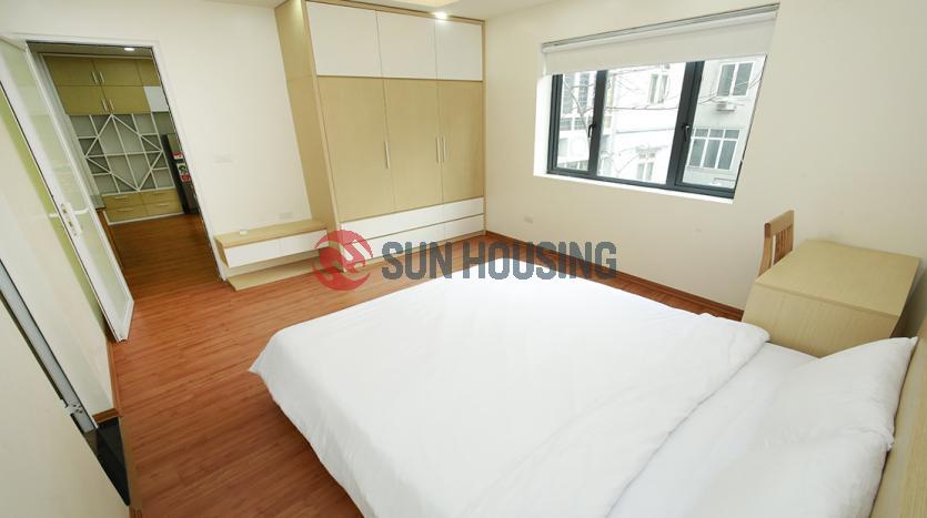 Apartment in Ba Dinh, Dao Tan one bedroom with full services