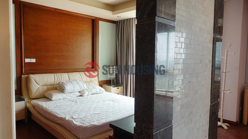 Apartment Ciputra Newly renovated on high floor 182m2