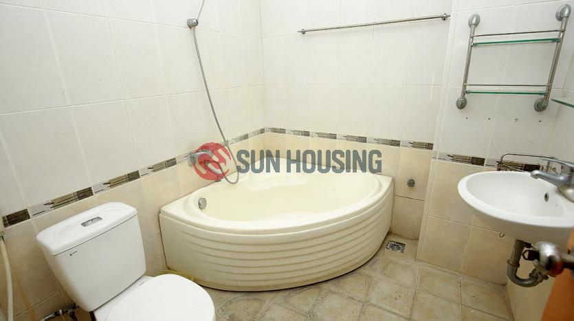 House for rent in Tay Ho Hanoi, 5 bedrooms $1000