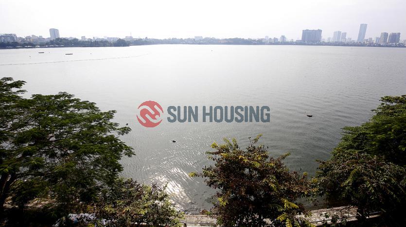 01-bedroom apartment in Tay Ho with lake view and balcony