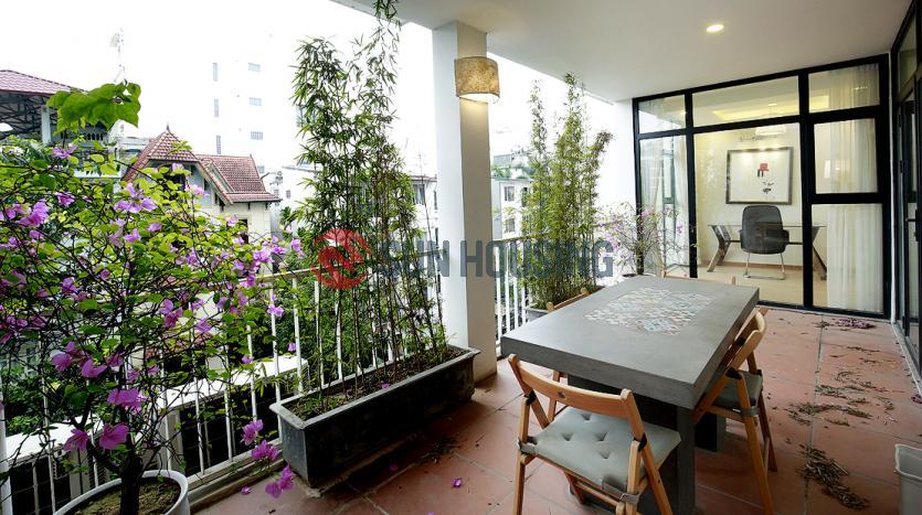 Gorgeous four bedroom apartment To Ngoc Van str, Westlake Hanoi