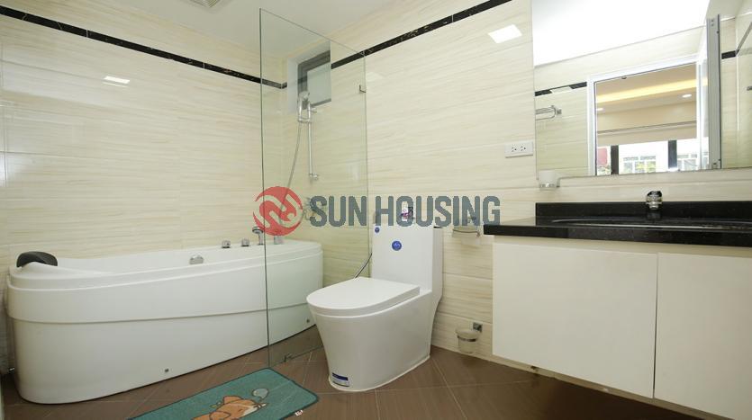 Apartment in Ba Dinh, Dao Tan one bedroom with full services