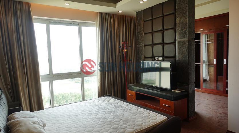 Apartment Ciputra Newly renovated on high floor 182m2