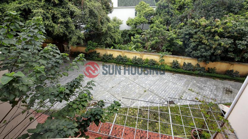 House for rent in Tay Ho Hanoi, 5 bedrooms $1000