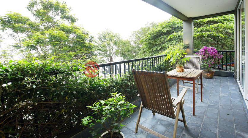 Extremely beautiful three bedroom apartment face to the Westlake Hanoi