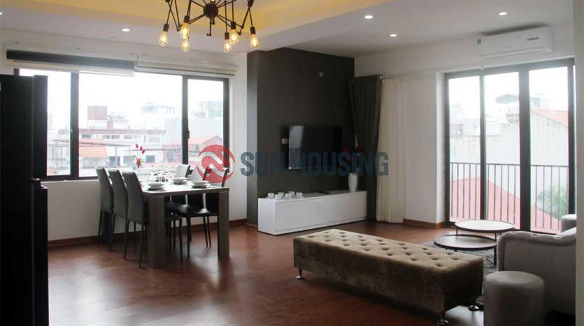 Two bedroom apartment Xuan Dieu Westlake Hanoi, brand new and tidy