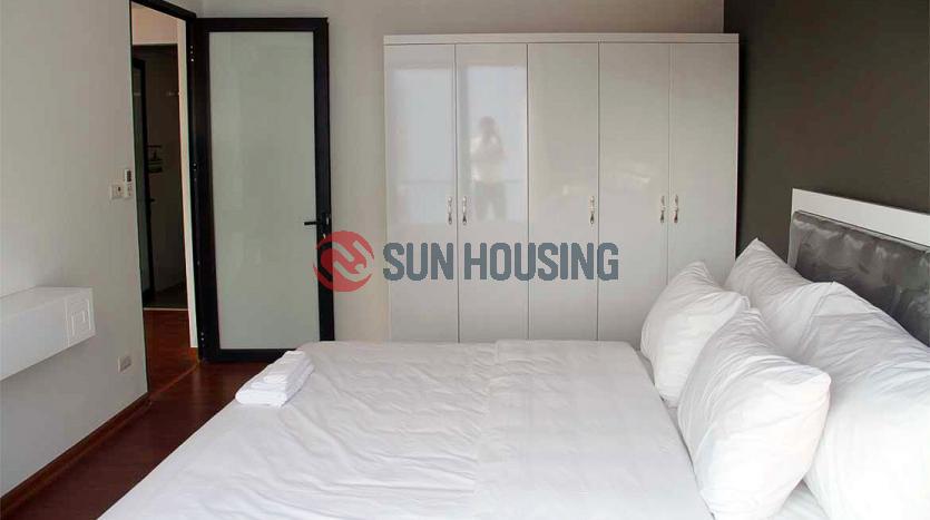 Two bedroom apartment Xuan Dieu Westlake Hanoi, brand new and tidy