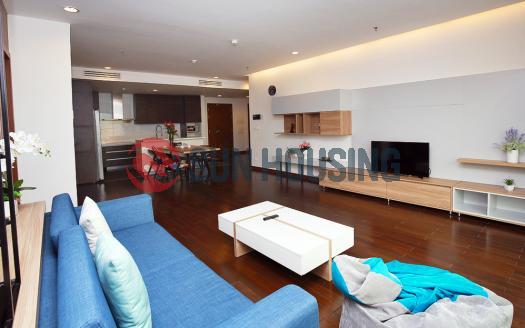 Splendid 4 bedroom apartment in Lancaster Ba Dinh for rent | 180 sqm
