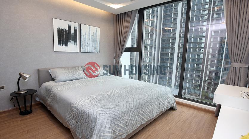 Modern 02 bedrooms apartment in Metropolis for rent 76sqm