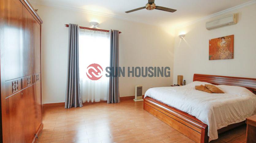 Swimming pool 4 bedroom house Westlake for rent | Partly-furnished