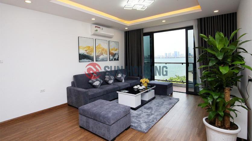 Brand-new 3 bedroom apartment in Westlake Hanoi, main street Xuan Dieu.