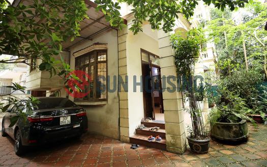 Large garden house for rent in Tay Ho Hanoi, 170 sqm