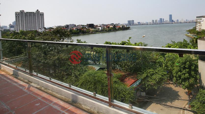 Brand new three bedroom apartment with lake view in Xuan Dieu street