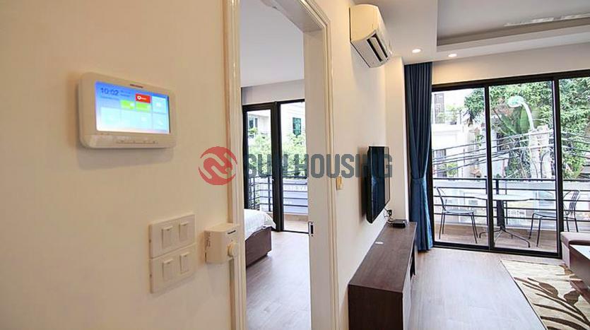 01 bedroom apartment with a beautiful balcony in To Ngoc Van street