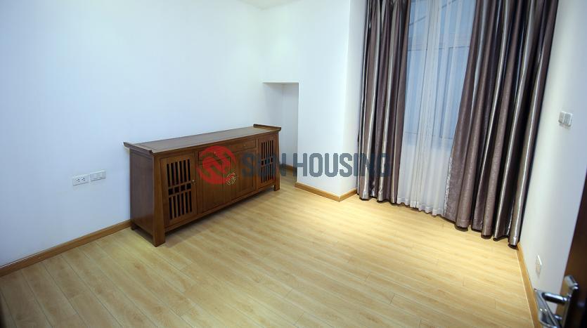 Classic four bedroom apartment in Xuan Dieu, Westlake, Hanoi