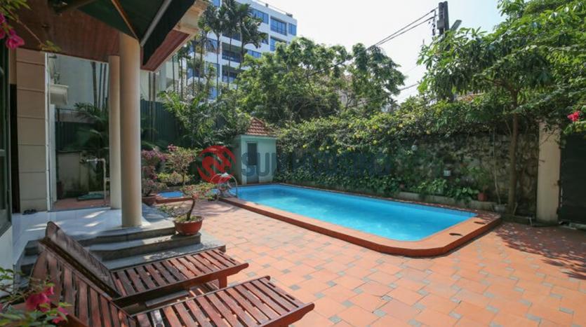 Garden 6 bedroom Tay Ho Villa for rent with big swimming pool