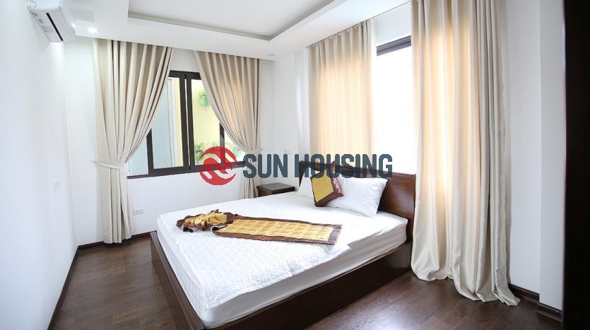 Serviced one bedroom apartment with balcony in Xuan Dieu, Westlake