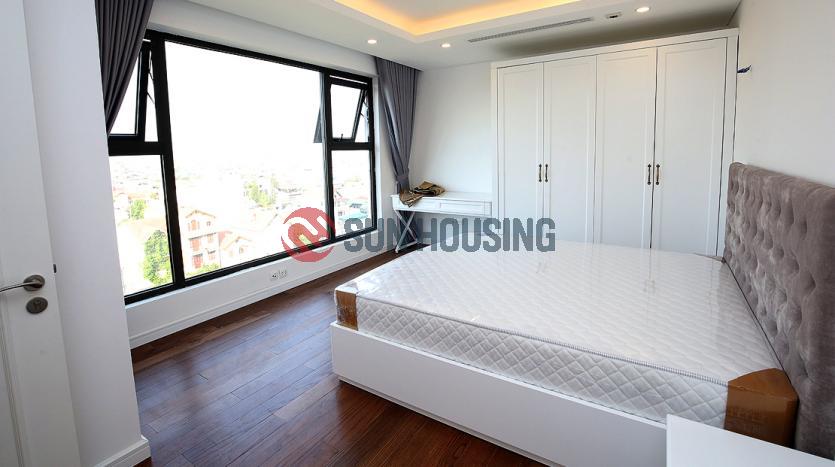 Newly apartment three bedrooms in Xuan Dieu Street, white furniture