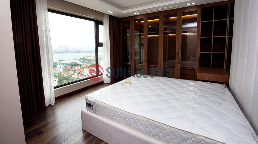 High-floor apartment in D’.Le Roi Soleil, Westlake Hanoi