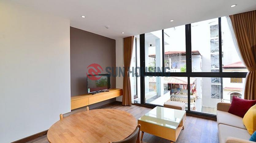 An affordable 1 bedroom apartment in Tay Ho for rent, quiet area