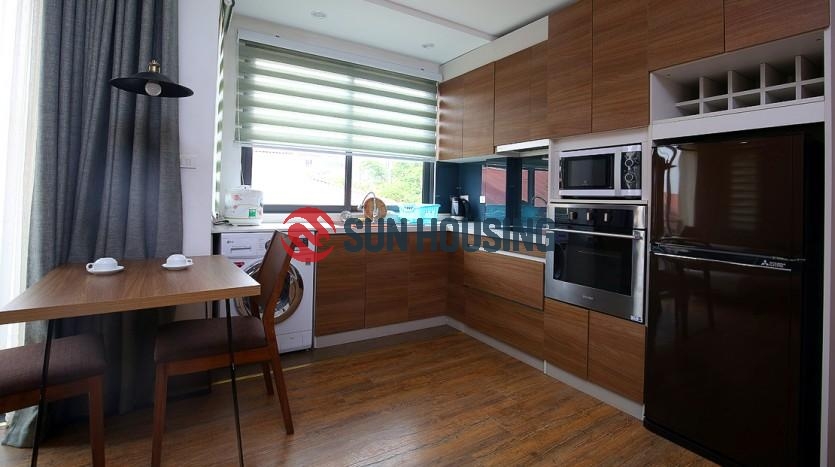 Unique 01 bedroom apt in Tay Ho for rent. Great location/design/layout.