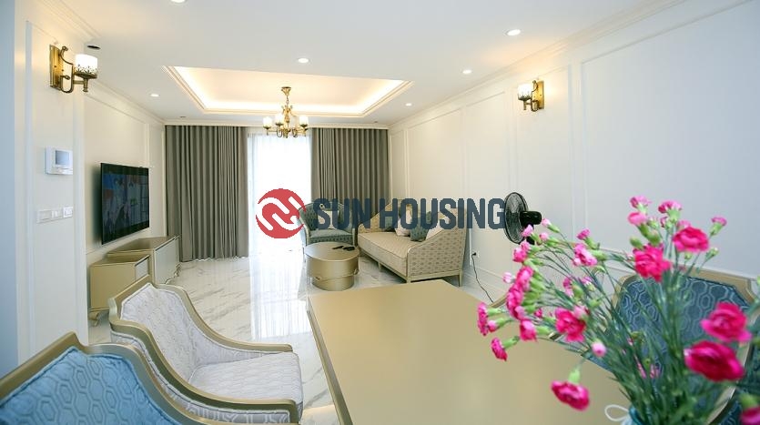D Le Roi 2BR apartment | A mixture of traditional, modern, glamorous style.