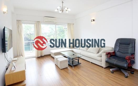 Tay Ho 1 bedroom apartment for rent in Nghi Tam village, 88 sqm