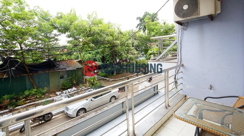 Tay Ho 1 bedroom apartment for rent in Nghi Tam village, 88 sqm