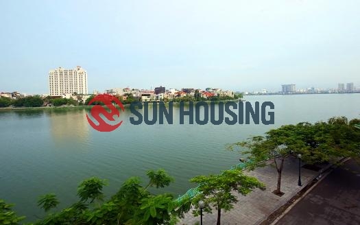 Visit now a Lake-view 4 bedroom apartment in Quang An, Tay Ho