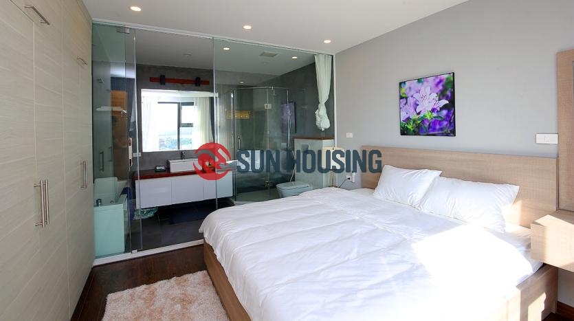 Spacious 2 bedroom furnished apartment in this Exceptional Quang An Location: