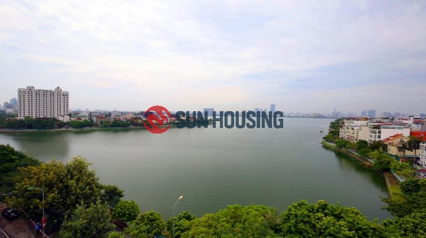 Hanoi in style with this modern Quang An apartment.