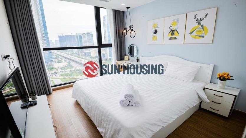 Mixed-style Vinhomes Skylake 2 bedroom apartment for rent, 70 sqm