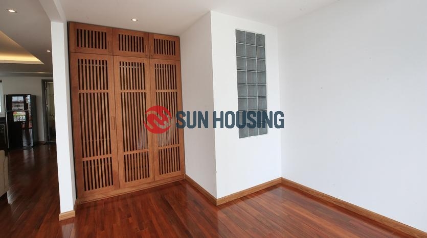 Clean and Bright apartment in Tay Ho.
