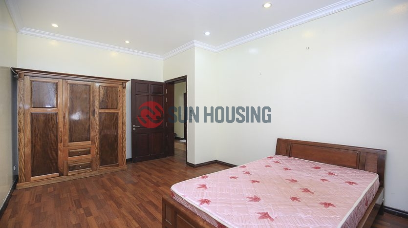 5 bedroom Villa Ciputra Hanoi for rent | Good price and condition