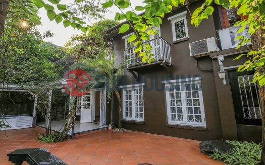 House in Tay Ho, Hanoi. Great location. Far from the noise