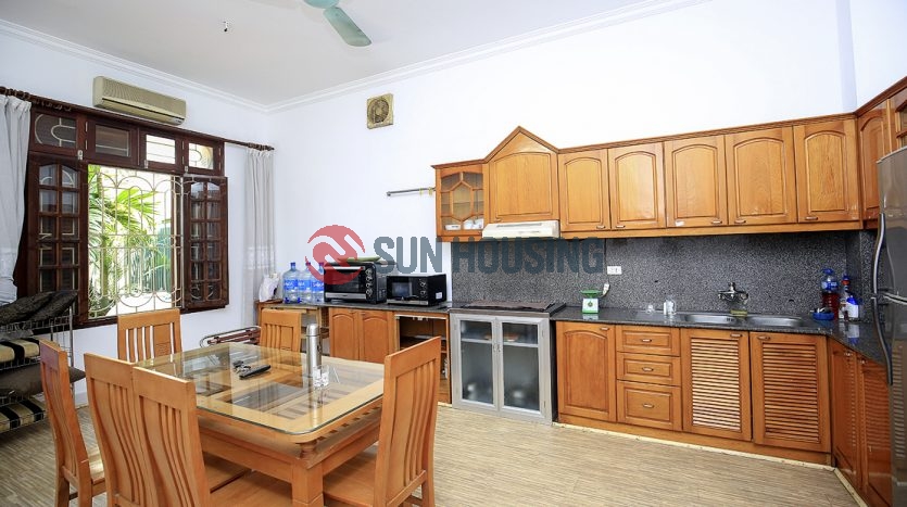 Find a good house in Tay Ho is not that difficult. 4BR 1200