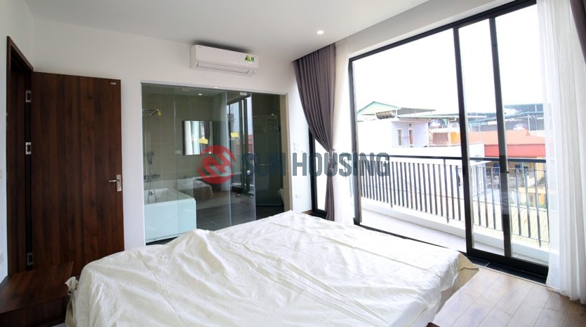 Brand-new Tay Ho 3 bedroom apartment in Xom Phu, Westlake