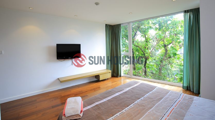Feel at home in this apartment in Tay ho.
