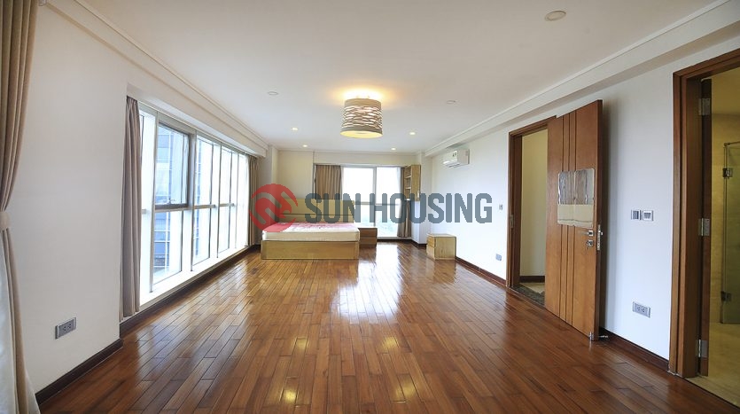 Are you looking for a large apartment Ciputra Hanoi for rent