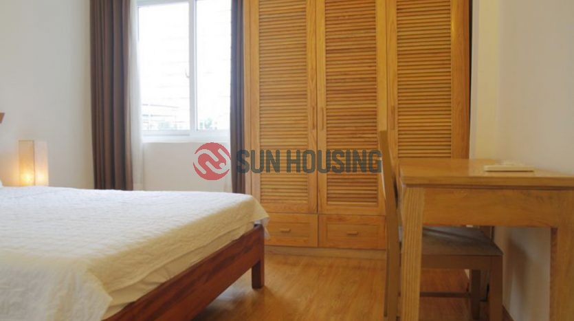 Serviced 01 bedroom apartment in Trang An for lease