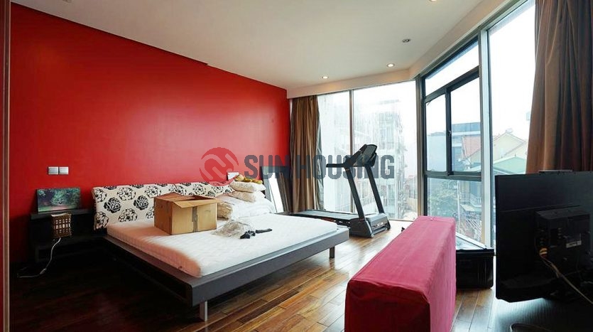 5 bedroom Tay Ho house with swimming pool on the top floor, elevator inside