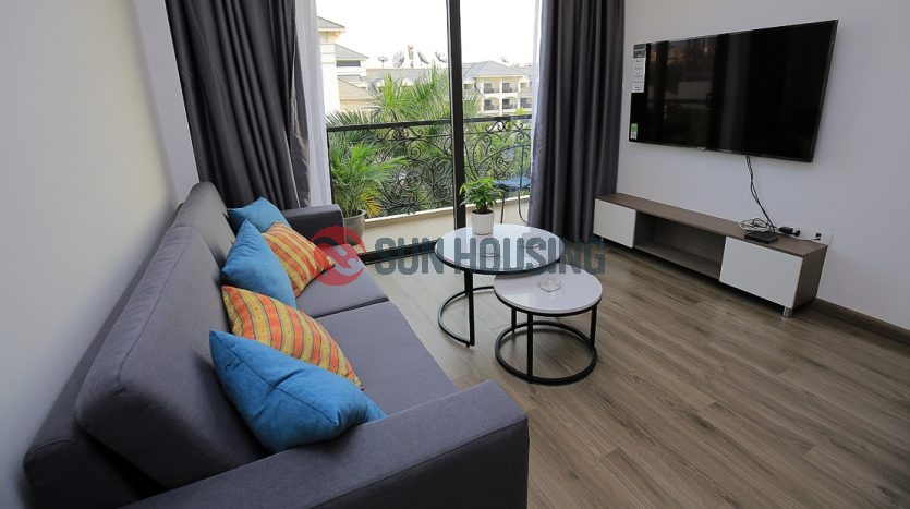 Brand-new 2 bedroom apartment for rent, Tay Ho area, good quality.