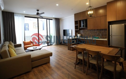 2 bedrooms serviced apartment in Tay Ho for lease